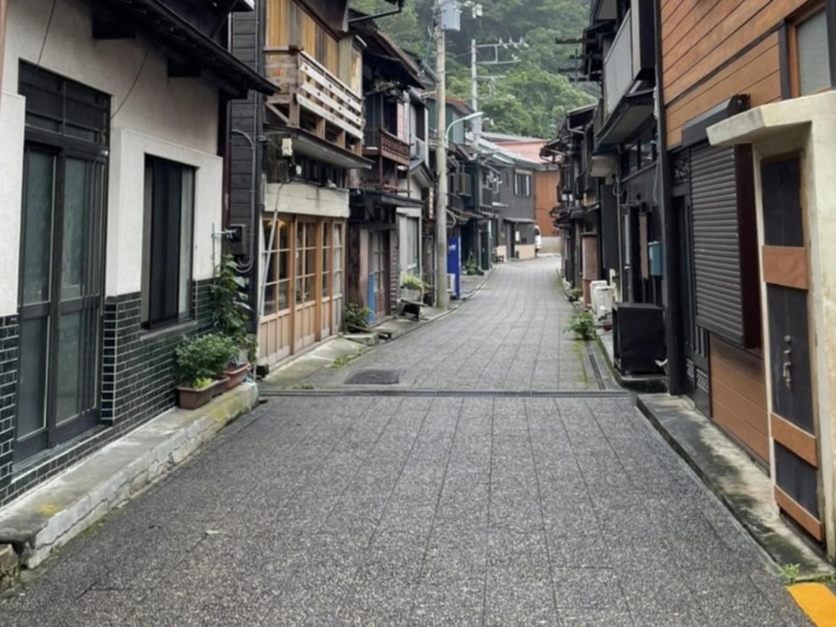 癒楽 伊豆大島ホステル エクステリア 写真